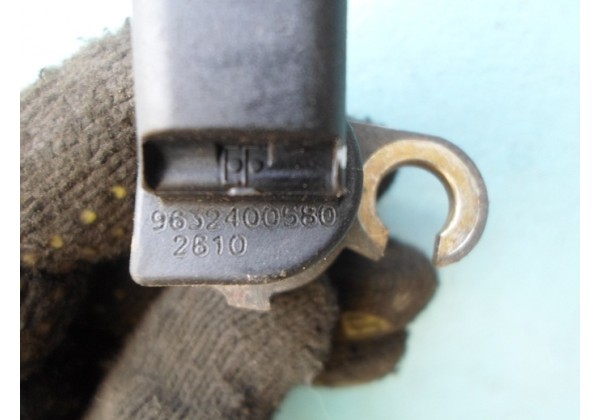 датчик положення коленвалу Citroen, Peugeot 1.8, 2.0 16V, 2.0, 2.2 hdi, 9632400580
